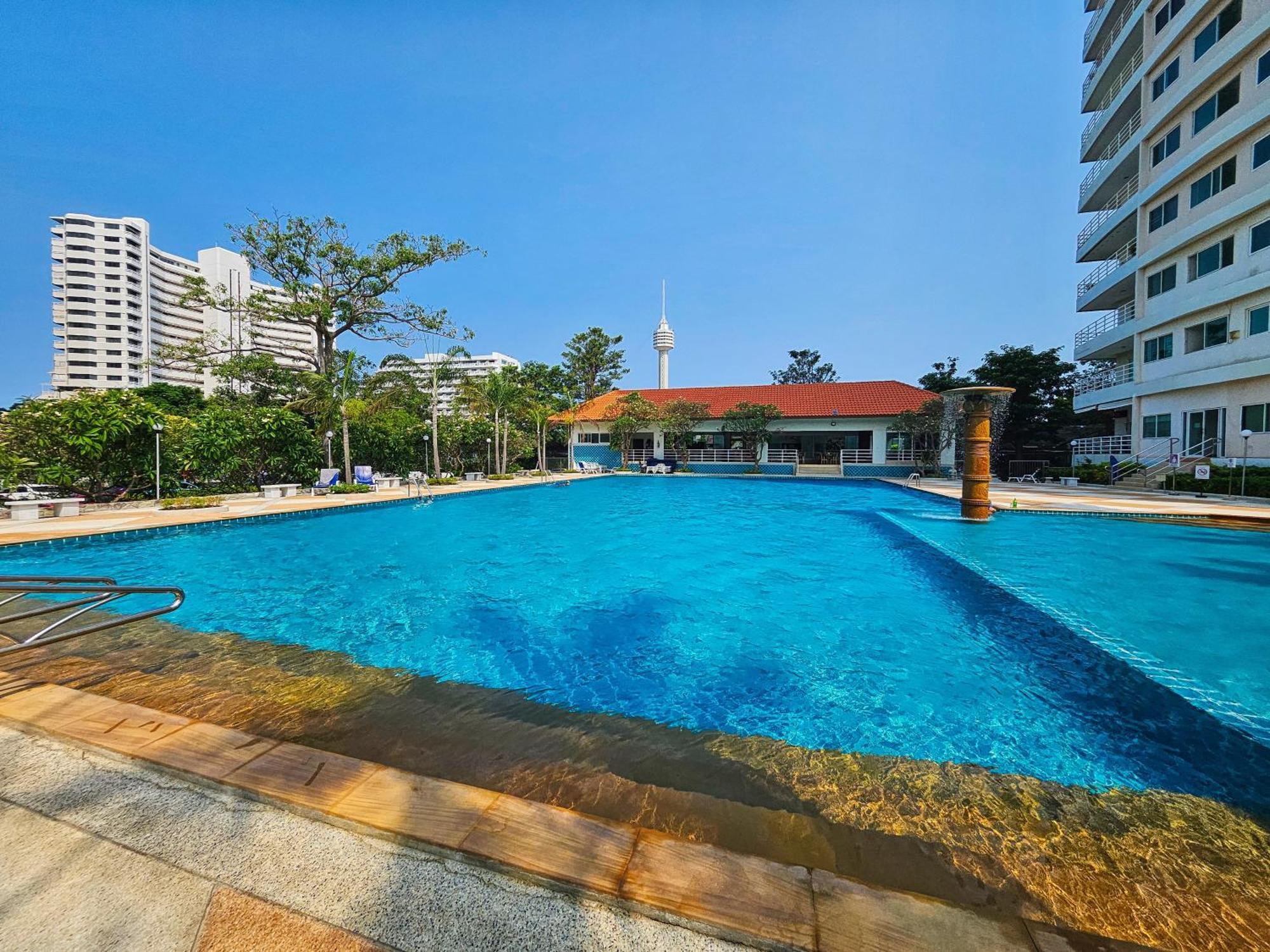 View Talay 5 Jomtien Beachfront Pattaya Exteriér fotografie