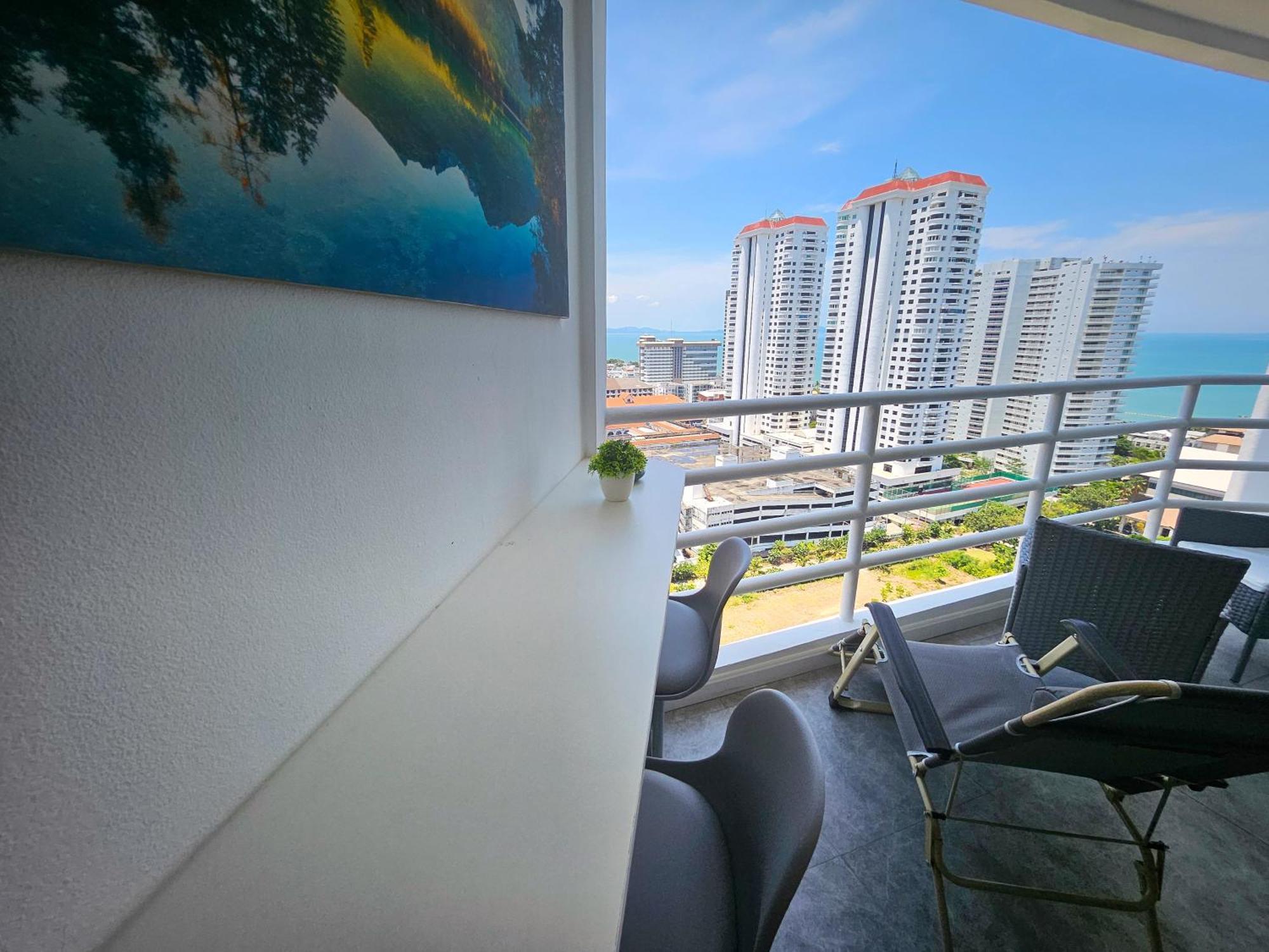 View Talay 5 Jomtien Beachfront Pattaya Exteriér fotografie